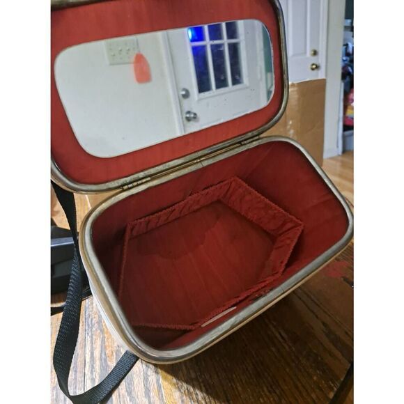 Vintage Polaroid One Step Flash Instant Camera with Paperwork - Picture 12 of 12